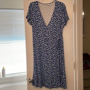 Old Navy//Blue Floral Faux Wrap Dress//Size L